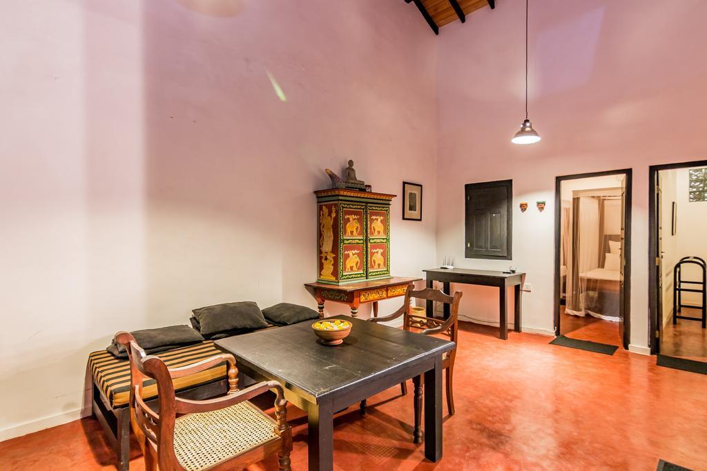 Red Parrot Beach Villa Ambalangoda  Ngoại thất bức ảnh