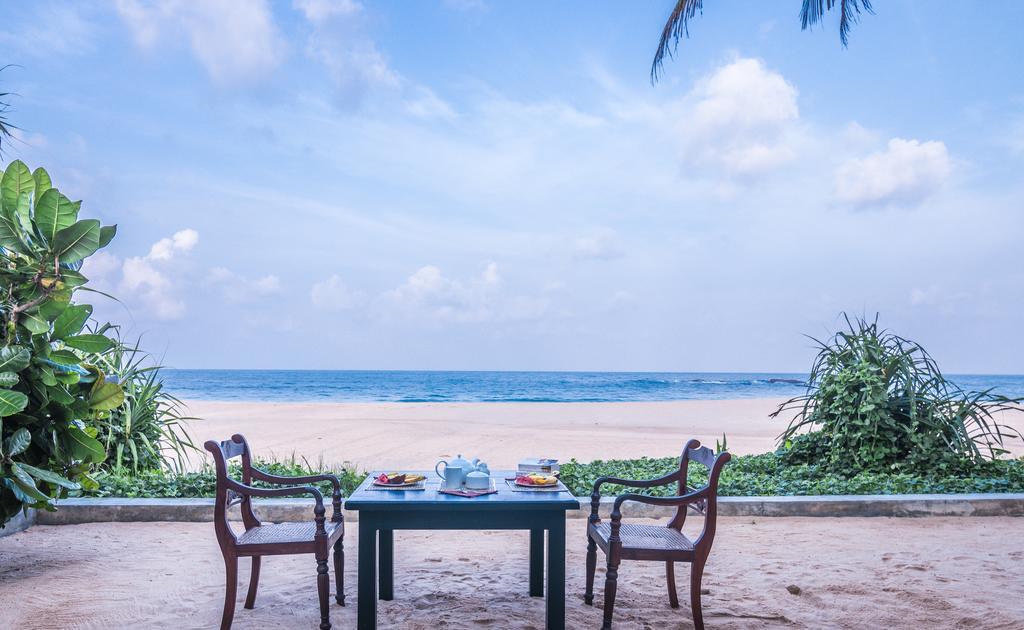 Red Parrot Beach Villa Ambalangoda  Ngoại thất bức ảnh