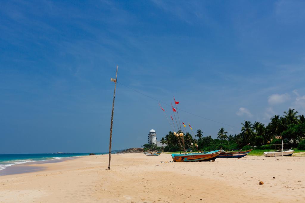 Red Parrot Beach Villa Ambalangoda  Ngoại thất bức ảnh